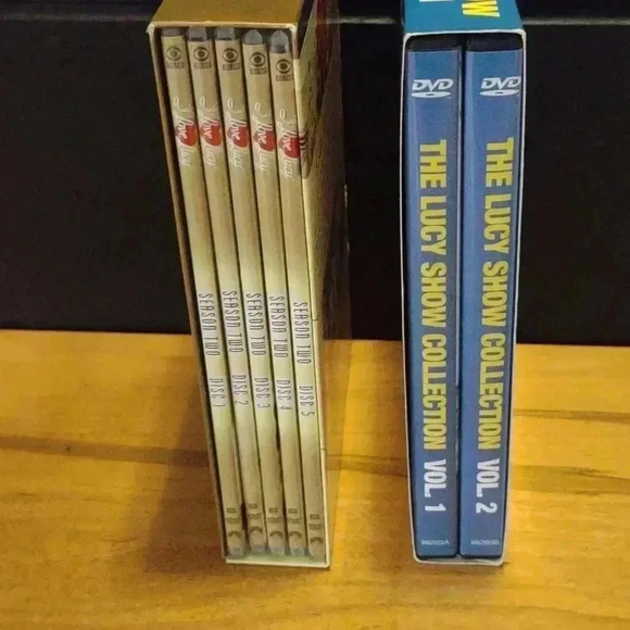 I Love Lucy season 2box set with a special 2 pack DVD set 7 total DVDs - Picture 2 of 4